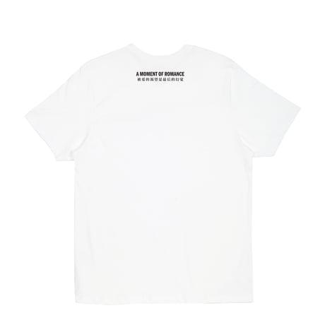 SCI-FI FANTASY A MOMENT OF ROMANCE TEE WHITE