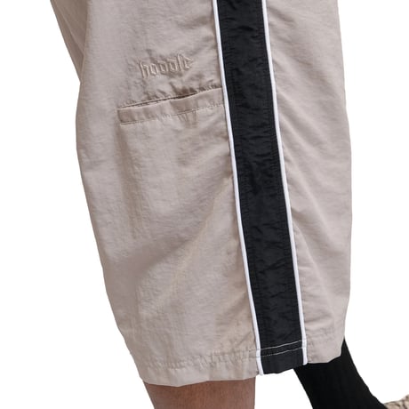 HODDLE NYLON BERMUDA SHORT GREY