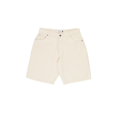 POP TRADING COMPANY LONGER DRS SHORTS OFF WHITE