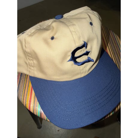 EVISEN ONE UP LOGO CAP BEIGE