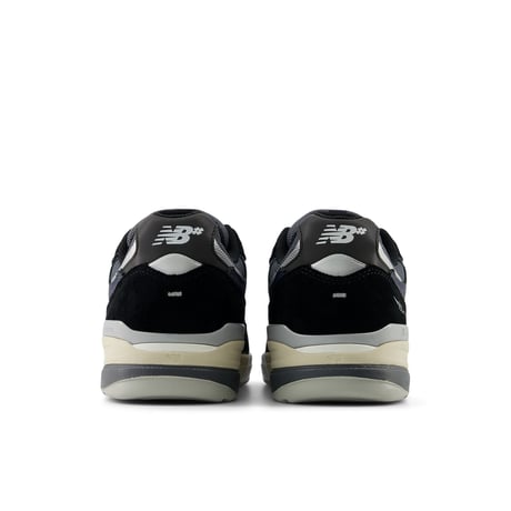 NEW BALANCE NUMERIC ANDREW REYNOLDS 933BNT