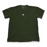 DOGGY PISS DP SQUARE LOGO TEE HEMP