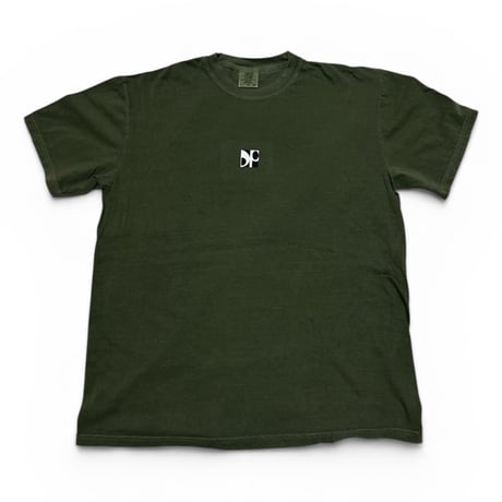 DOGGY PISS DP SQUARE LOGO TEE HEMP