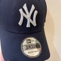 ニューエラ ベースボールキャップ 9FORTY ✖️クリスタル