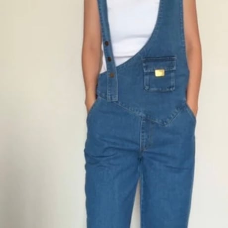 ＼華奢見えが叶う♡アシメショルダーデニムサロペット／