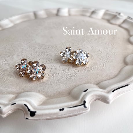 luxury accessory  by Saint Amour
