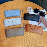 高級牛革】Hロゴ レザーメガネケース 5カラー / サングラスケース・フックチェーン付