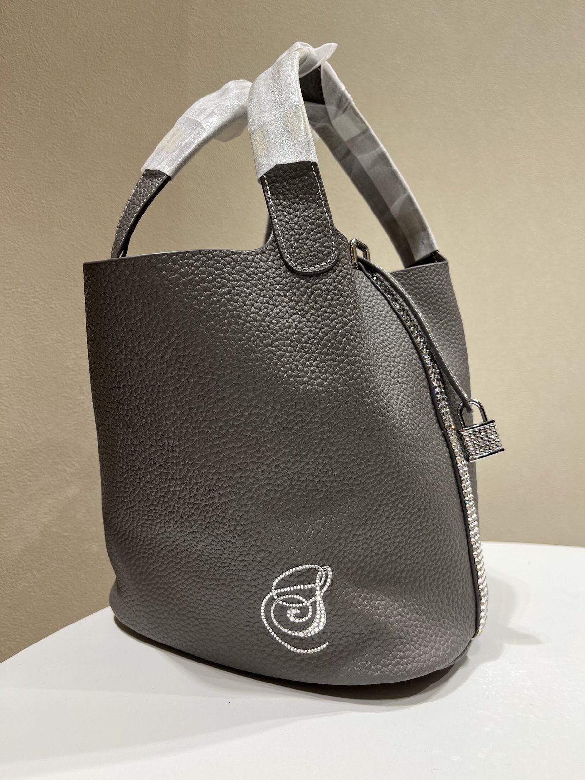 SALE キューブバッグ 本革 MM | mymii store ➕ Palmy＆SHIMY