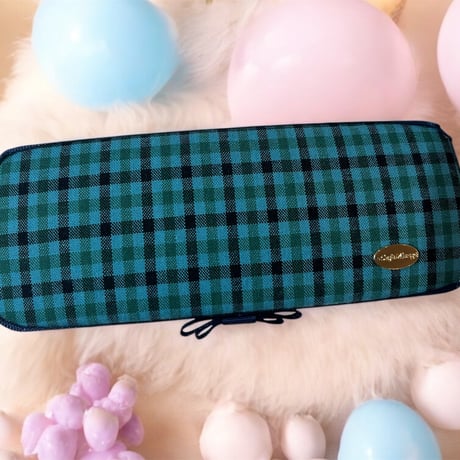 Fチェックのメガネケース／Fraise