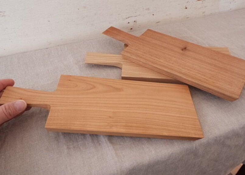 国産木のカッティングボード | Clave.