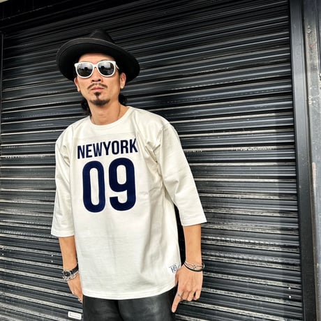 HIGHWAY NINE ハイウェイナイン 10/-TENJIKU ROUGH FIT FOOT BALL PRINT Tee「NEW YORK」