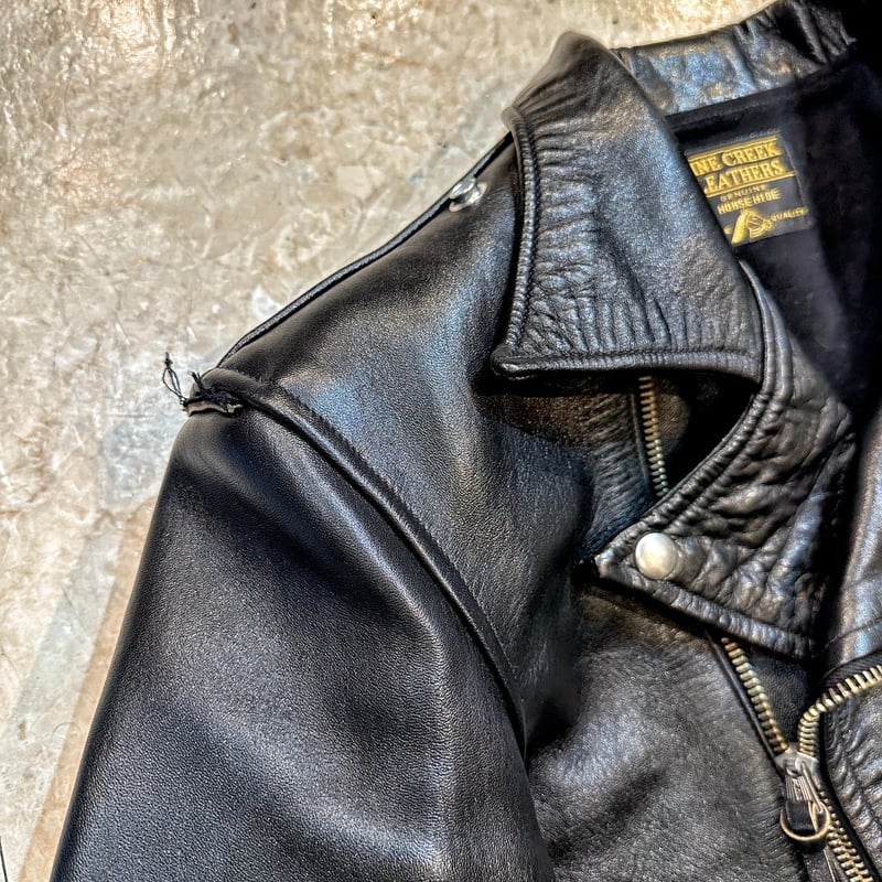 FINE CREEK LEATHERS【TAPOUT/ﾀｯﾌﾟｱｳﾄ】2027年4月末～202