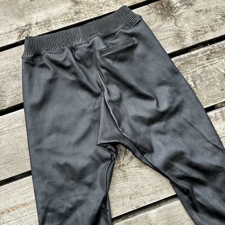 MOSSIR【lover / ﾛｰﾊﾞｰ】stretch leather sweat pants (ﾌｧｲﾝｸﾘｰｸ)