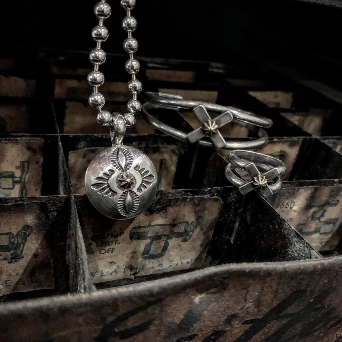 CELLMAN2DEERMES】 （MASAYOSHI）/ T pendant | ・