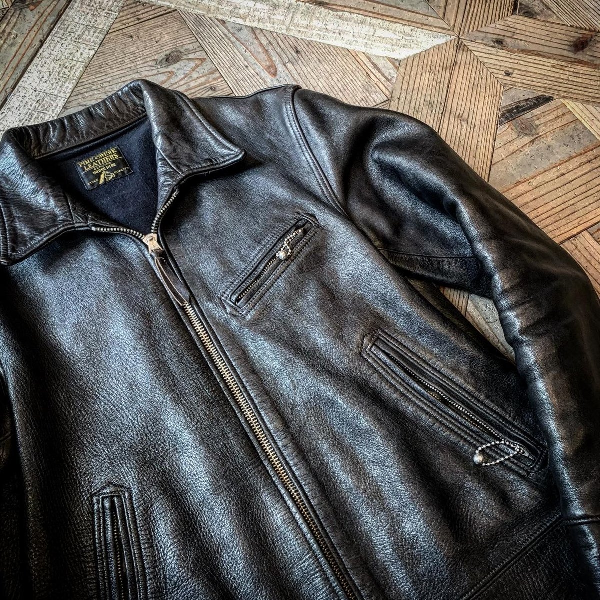 FINE CREEK LEATHERS【Raymond / レイモンド】 | ・ ・・Dann FINE CREEK LEATHERS【Raymond / レイモンド】 | ・ ・・Dann