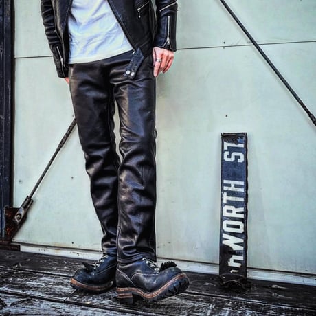 MOSSIR【Lalk / ﾗﾙｸ】washable leather track pants(ﾌｧｲﾝｸﾘｰｸ)