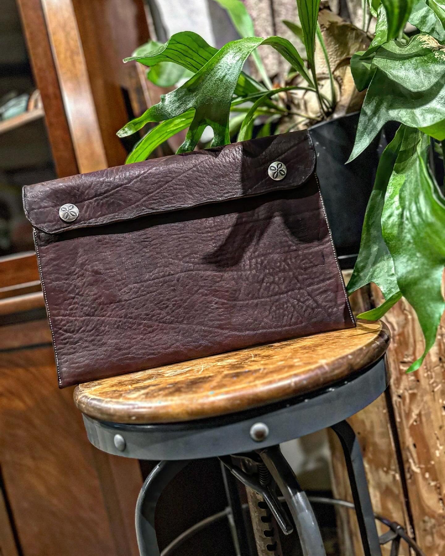 Dutch Leather Company × MASAYOSHI clutch bag（L）