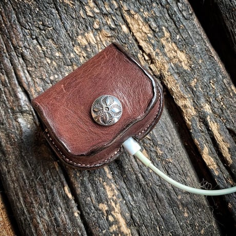 Dutch Leather Company × MASAYOSHI AirPods Pro case