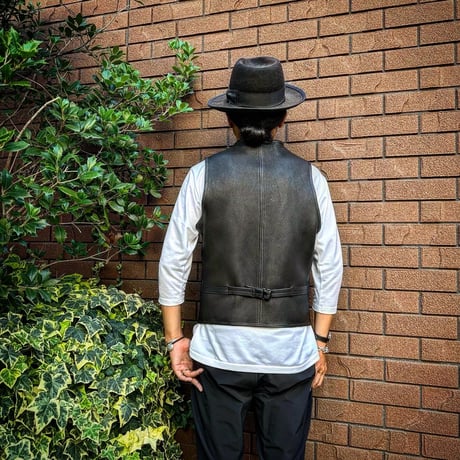 FINE CREEK ＆CO 【Jefferson Deer/ ｼﾞｪﾌｧｰｿﾝﾃﾞｨｱ】 ﾚｻﾞｰﾍﾞｽﾄ（BLACK) 鹿革
