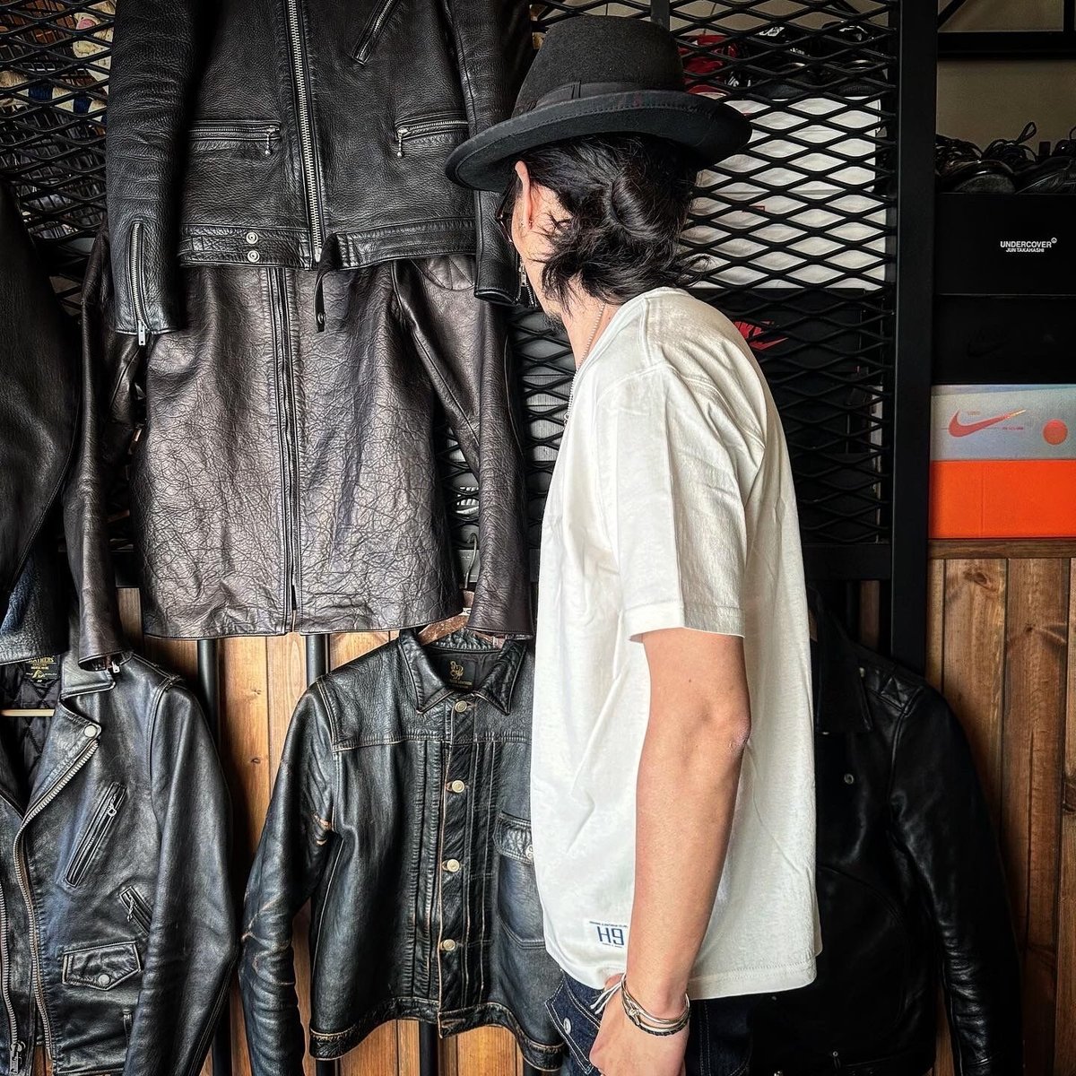 ROCK DUDE  ギャザーネックライナー Amazon.co.jp: ROCK・DUDE(ロックデュード): 服＆ファッション小物