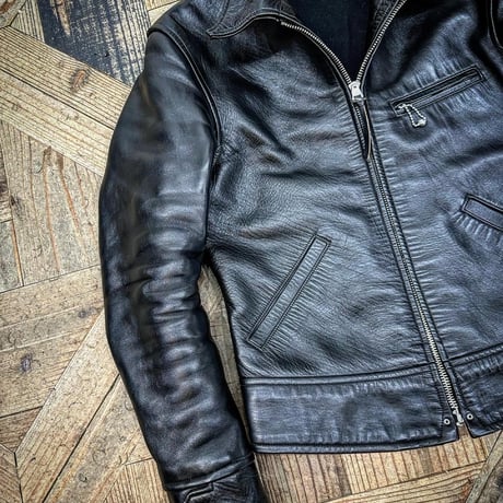FINE CREEK LEATHERS【Triangle/ﾄﾗｲｱﾝｸﾞﾙ】2027年4月末～2027年10月末入荷予定分！！ご予約