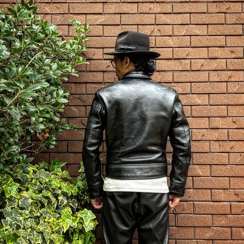 FINE CREEK LEATHERS【Triangle/トライアングル】2026年10月末 FINE CREEK LEATHERS【Triangle/トライアングル】2026年10月末