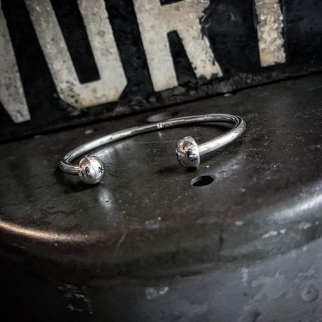 【CELLMAN2DEERMES】  （MASAYOSHI）/ array bracelet