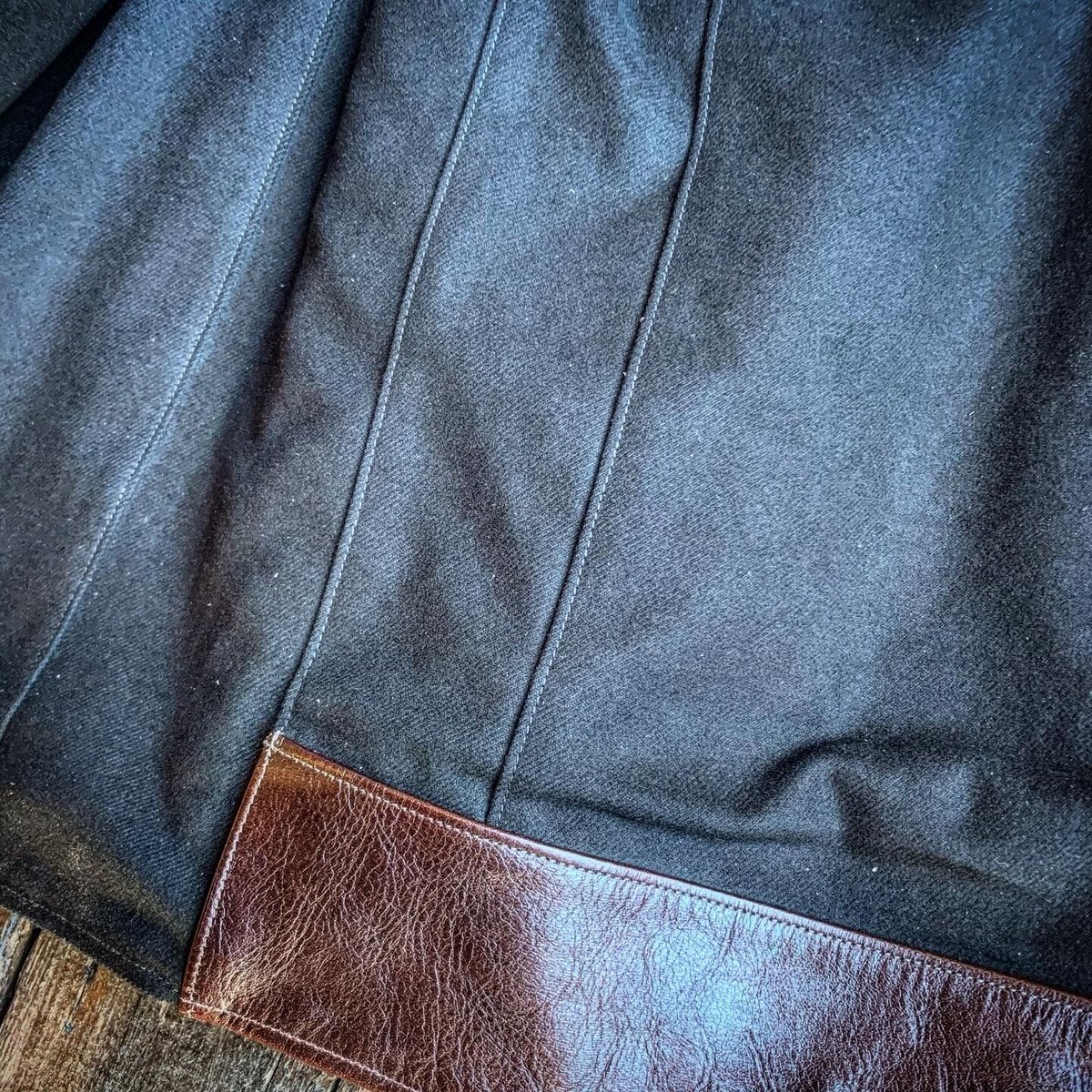 FOUNTAINHEAD LEATHER【Beta / ベータ】【BROWN】2025年11 FOUNTAINHEAD LEATHER【Beta / ベータ】【BROWN】2025年11