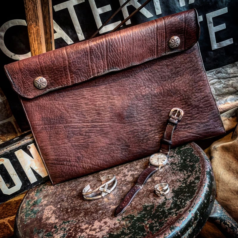 Dutch Leather Company × MASAYOSHI clutch bag(L)...