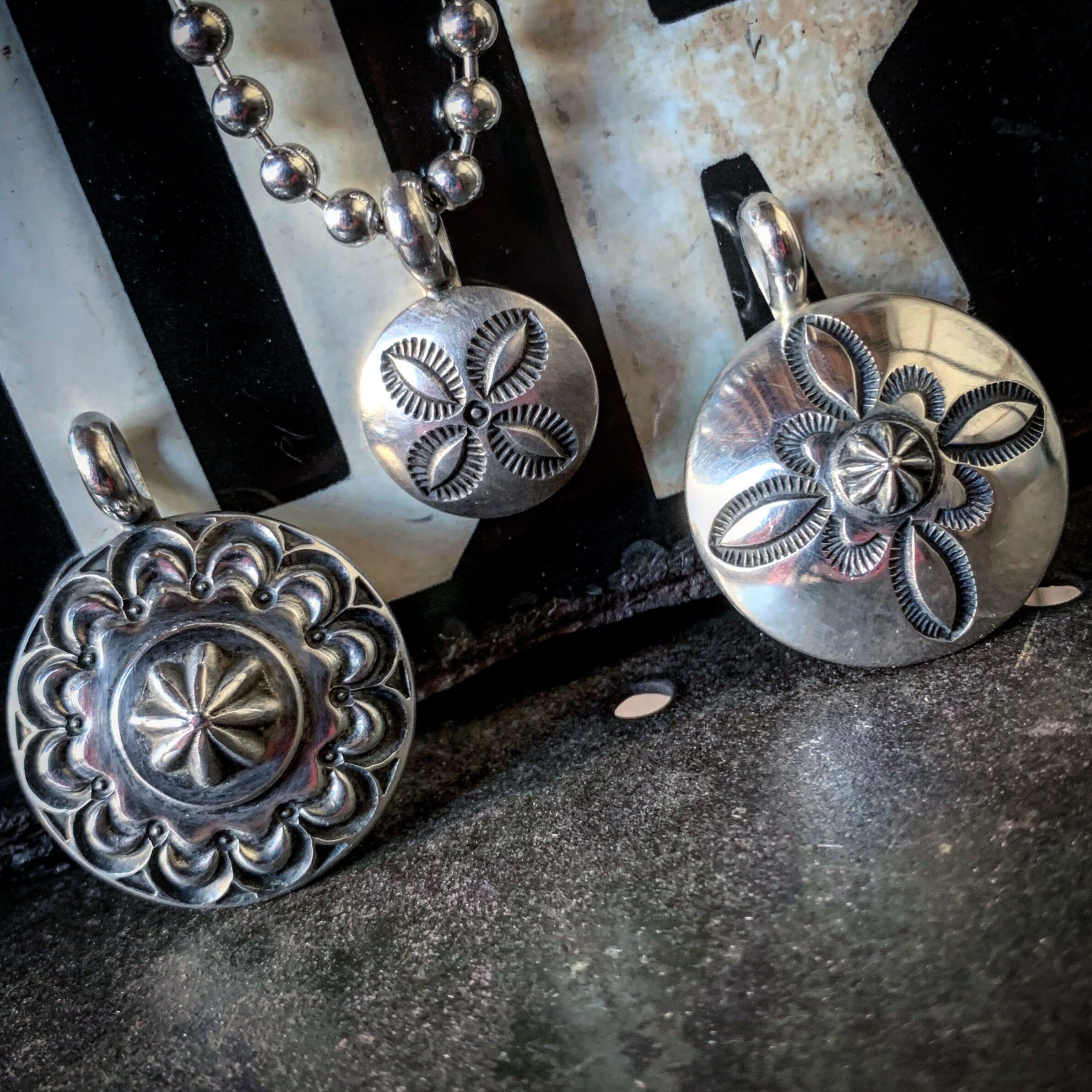 CELLMAN2DEERMES】 （MASAYOSHI）/ Y pendant | ・ ・
