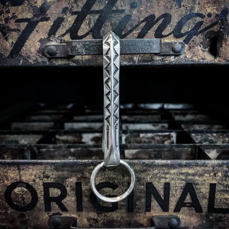 【CELLMAN2DEERMES】  （MASAYOSHI）/ key hook Vstamp