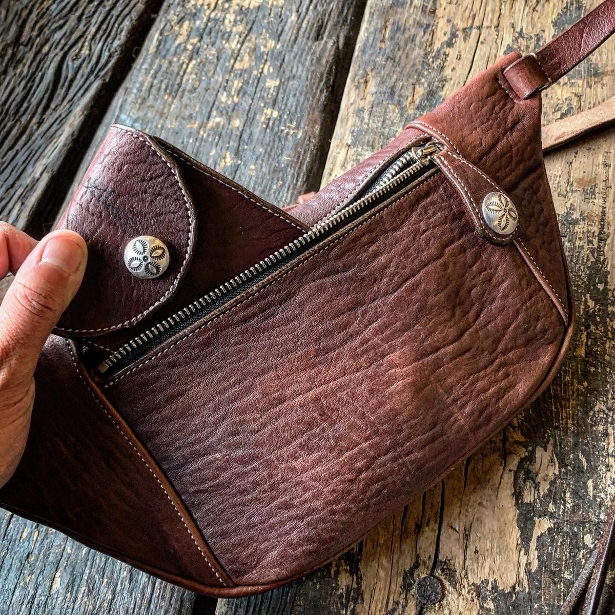 Dutch Leather Company × MASAYOSHI 【Body bag】 | Dutch Leather Company × MASAYOSHI 【Body bag】 |