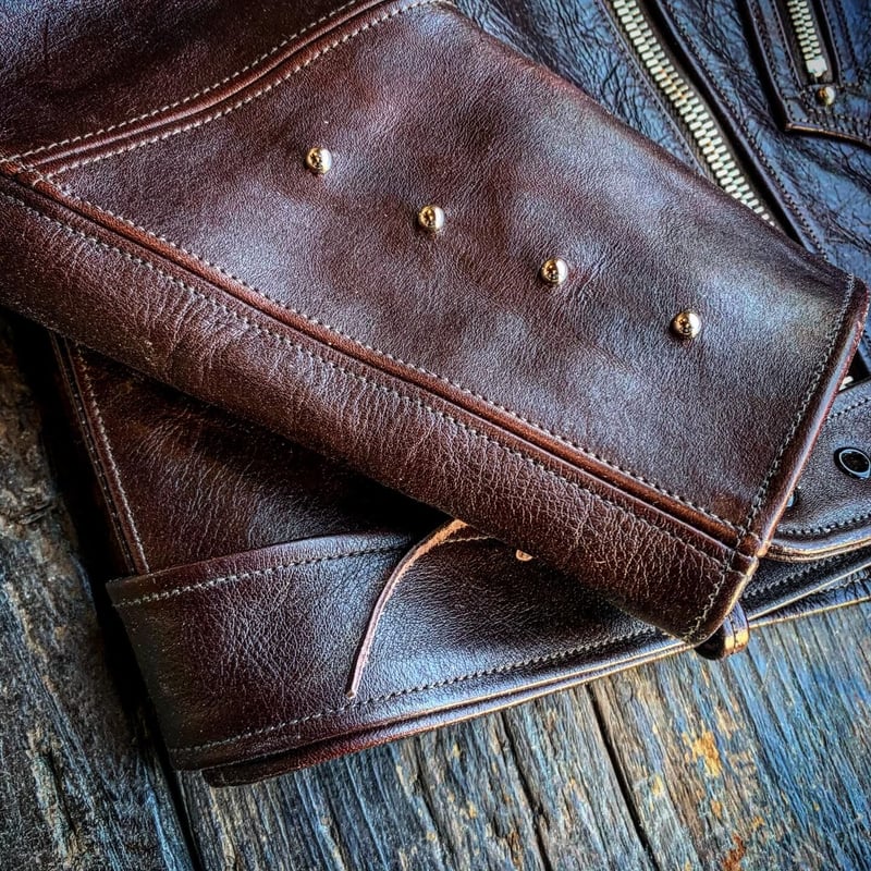 FOUNTAINHEAD LEATHER【Beta / ベータ】【BROWN】2025年11 FOUNTAINHEAD LEATHER【Beta / ベータ】【BROWN】2025年11