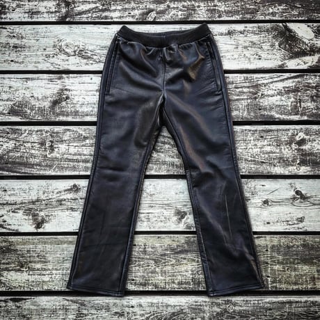 MOSSIR【Lalk / ﾗﾙｸ】washable leather track pants(ﾌｧｲﾝｸﾘｰｸ)