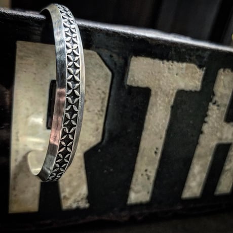 【CELLMAN2DEERMES】  （MASAYOSHI）/ Bow bangle
