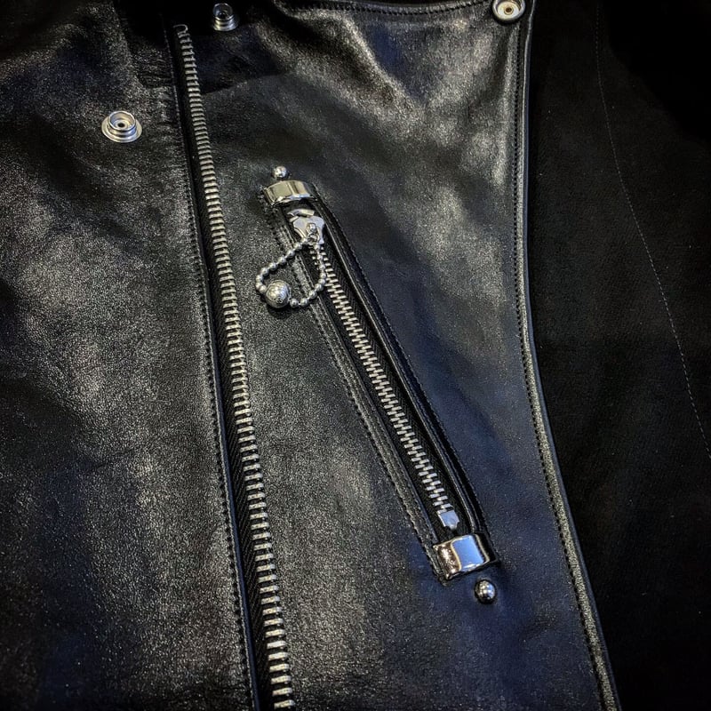 FOUNTAINHEAD LEATHER【Beta / ベータ】【BLACK】2025年11 FOUNTAINHEAD LEATHER【Beta / ベータ】【BLACK】2025年11