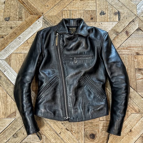 FINE CREEK LEATHERS【Death Valley/ﾃﾞｽﾊﾞﾚｰ】2026年10月末～2027年4月末入荷予定分！！ご予約