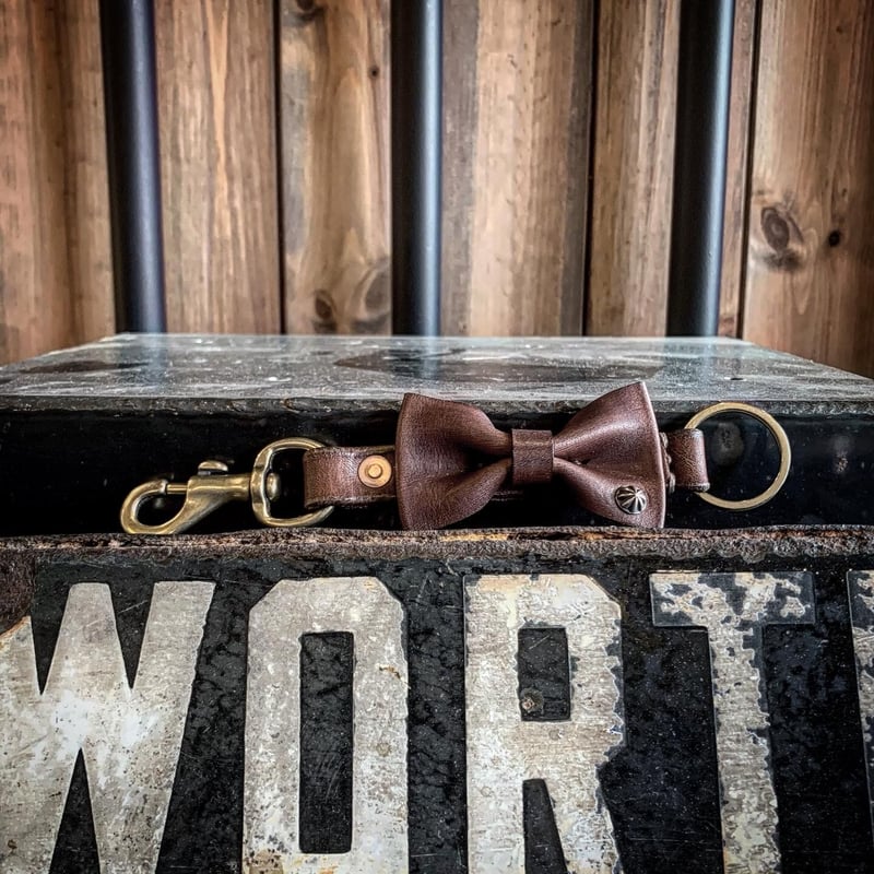 Dutch Leather Company × MASAYOSHI ribbon key h