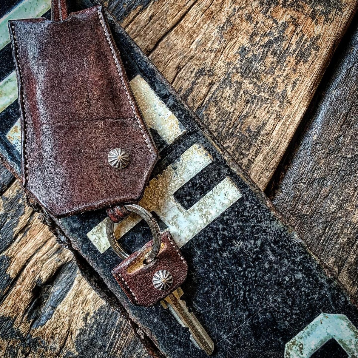 Dutch Leather Company × MASAYOSHI key Sacoche Dutch Leather Company × MASAYOSHI key Sacoche