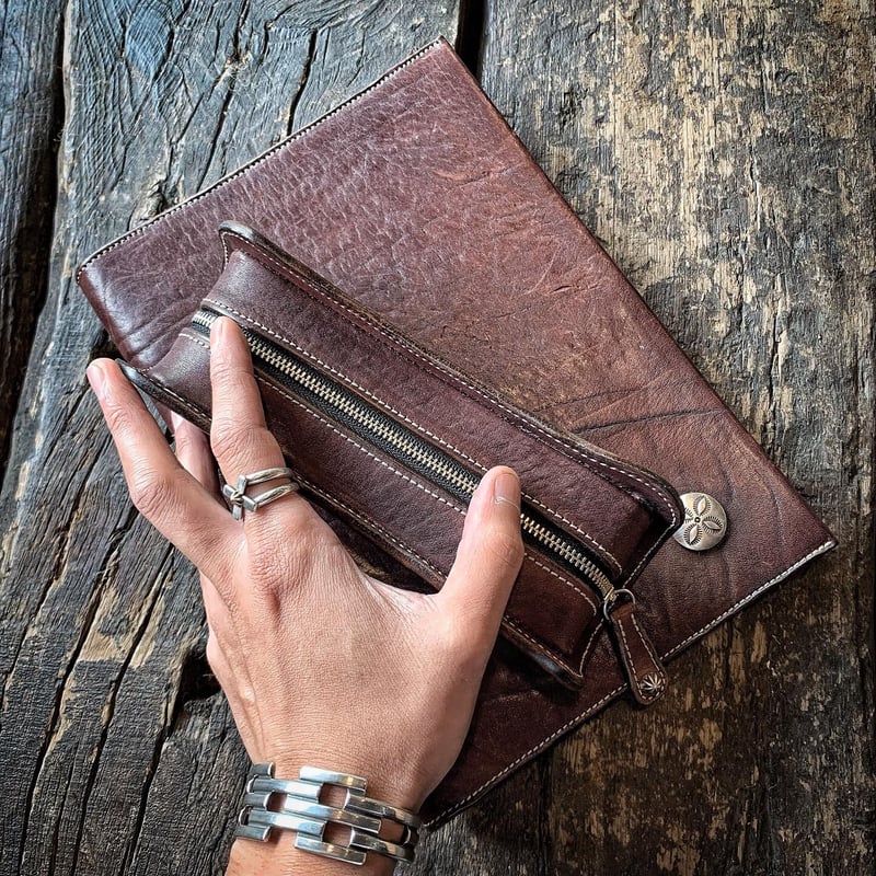 Dutch Leather Company × MASAYOSHI pen case | ・
