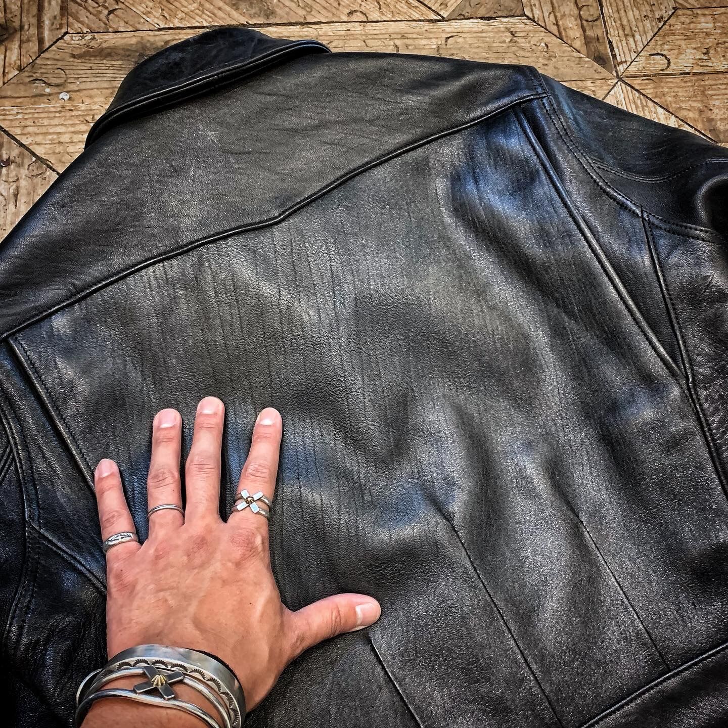 FINE CREEK LEATHERS【Santa Anita / サンタアニタ】 | ・ ・