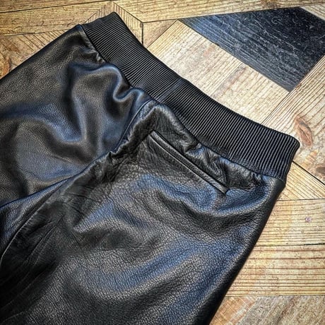 MOSSIR【Lender / ﾚﾝﾀﾞｰ】washable leather sweat pants(ﾌｧｲﾝｸﾘｰｸ)