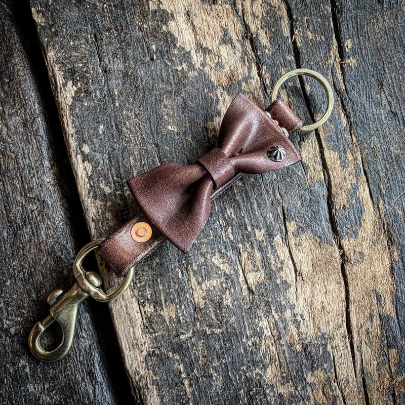 Dutch Leather Company × MASAYOSHI ribbon key h
