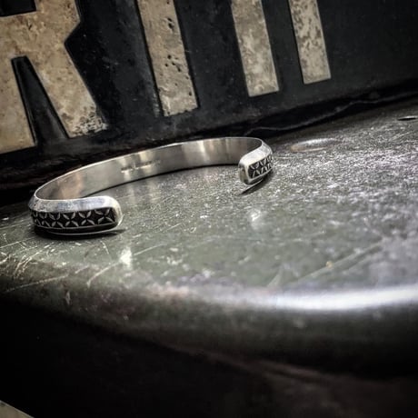 【CELLMAN2DEERMES】  （MASAYOSHI）/ Bow bangle