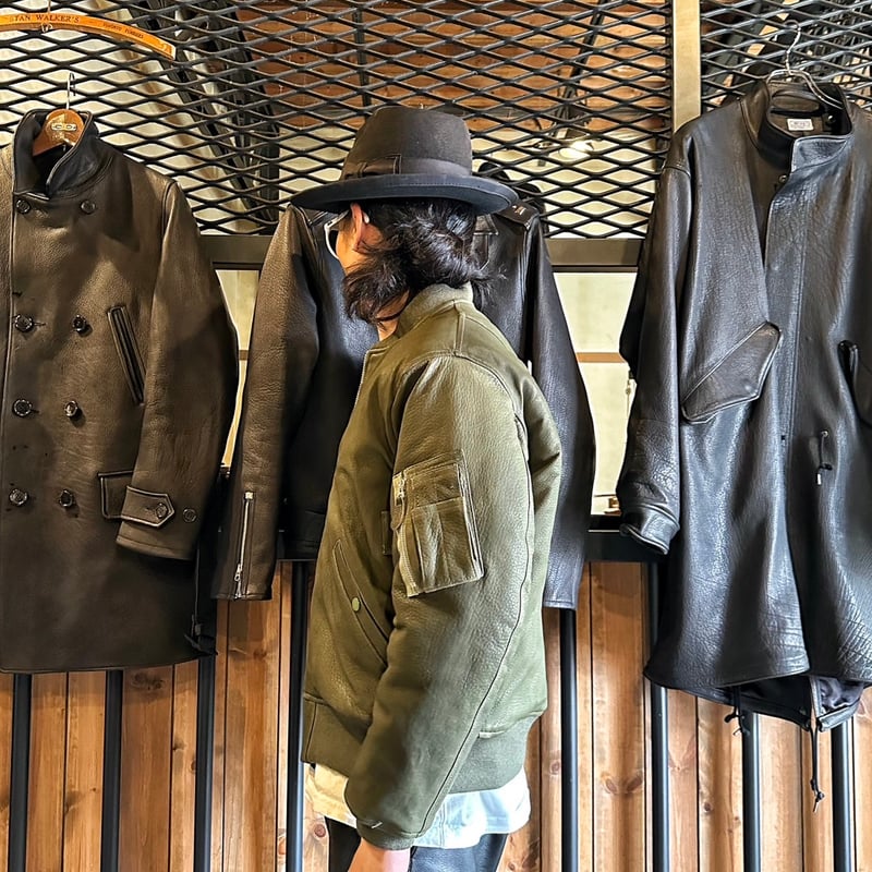 CWORKS【LEA】Leather MA-1 OLIVE (FINE CREEK ) | ・
