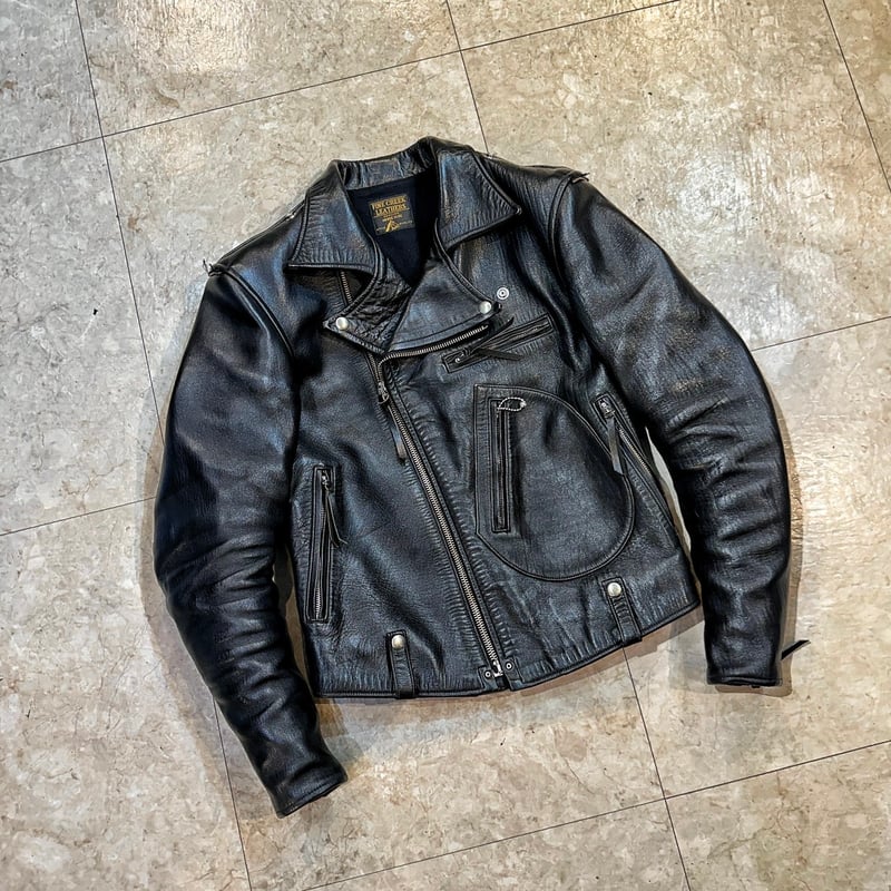 FINE CREEK LEATHERS【TAPOUT/ﾀｯﾌﾟｱｳﾄ】2027年4月末～202
