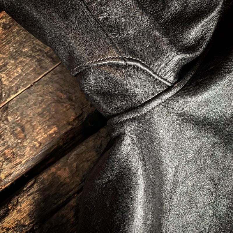 FOUNTAINHEAD LEATHER【Beta / ベータ】【BLACK】2025年11 FOUNTAINHEAD LEATHER【Beta / ベータ】【BLACK】2025年11