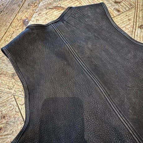 FINE CREEK ＆CO 【Jefferson Deer/ ｼﾞｪﾌｧｰｿﾝﾃﾞｨｱ】 ﾚｻﾞｰﾍﾞｽﾄ（BLACK) 鹿革