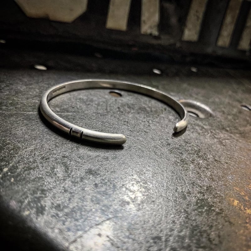 CELLMAN2DEERMES】 （MASAYOSHI）/ < <slim bracele