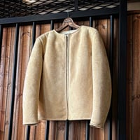 CWORKS【Bouton / ﾊﾞｰﾄﾝ】 Mouton collarless jacket (IVORY)